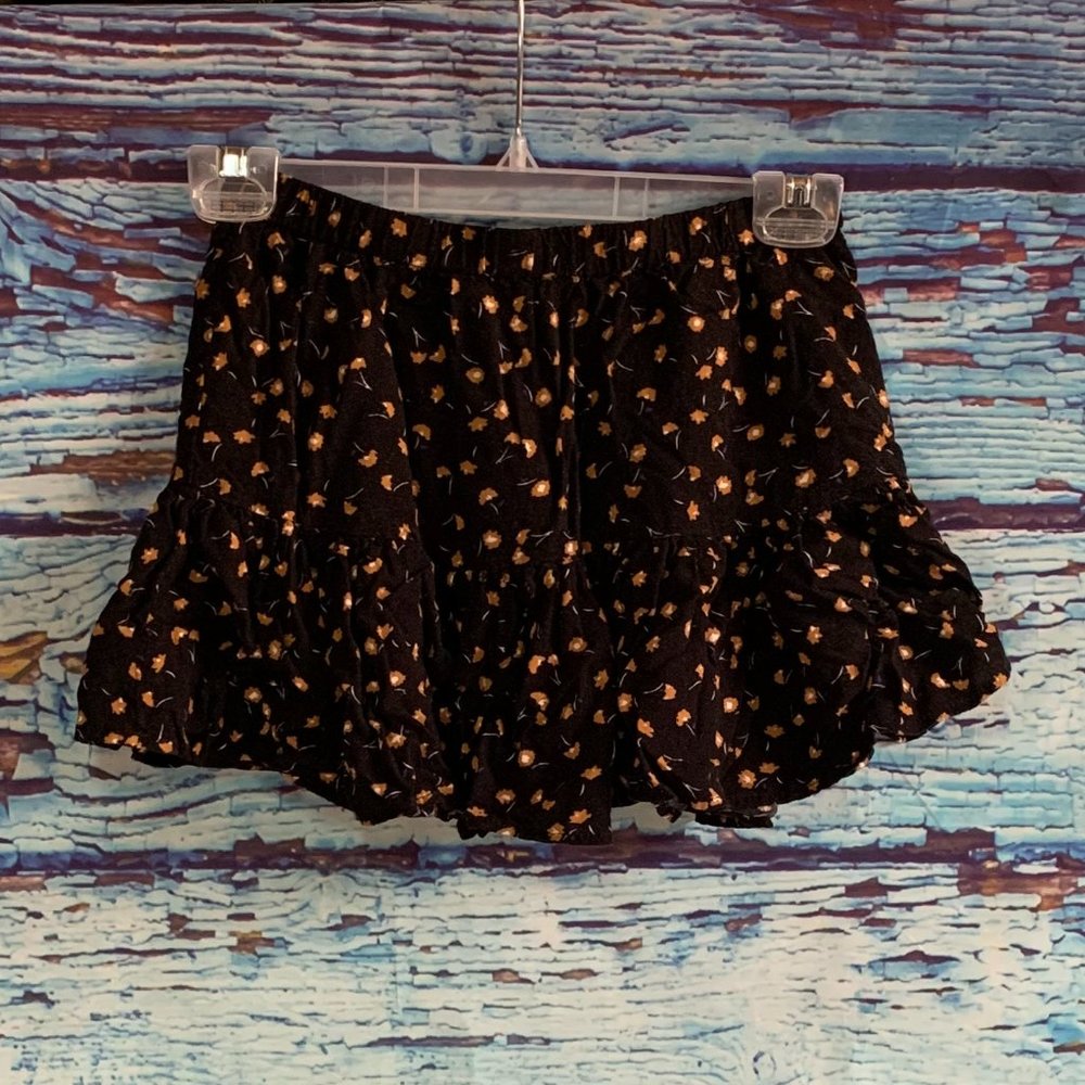 Forever 21 Ruffled Floral Mini Skirt